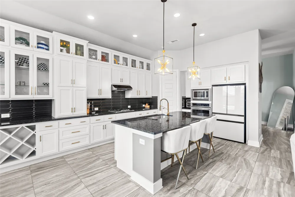 1124 Walker Way Aubrey, TX 76227
