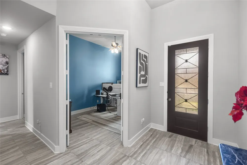 1124 Walker Way Aubrey, TX 76227