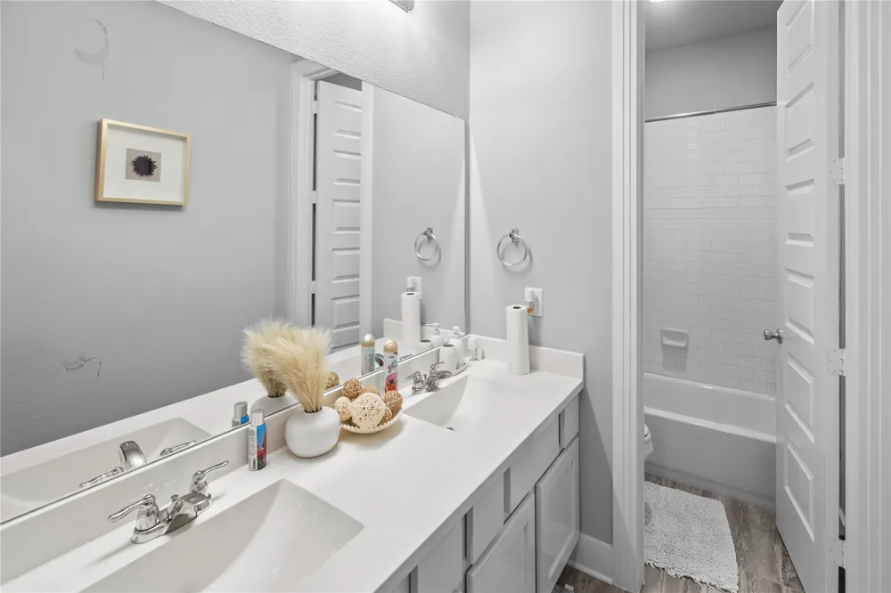 1124 Walker Way Aubrey, TX 76227