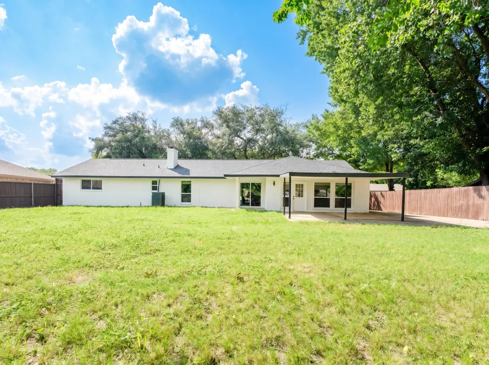 925 Lake North Road Rowlett, TX 75089