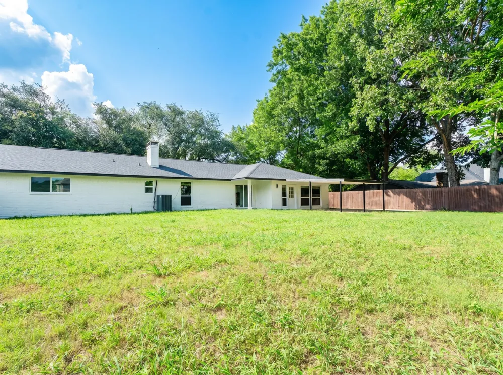 925 Lake North Road Rowlett, TX 75089