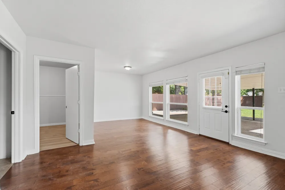 925 Lake North Road Rowlett, TX 75089