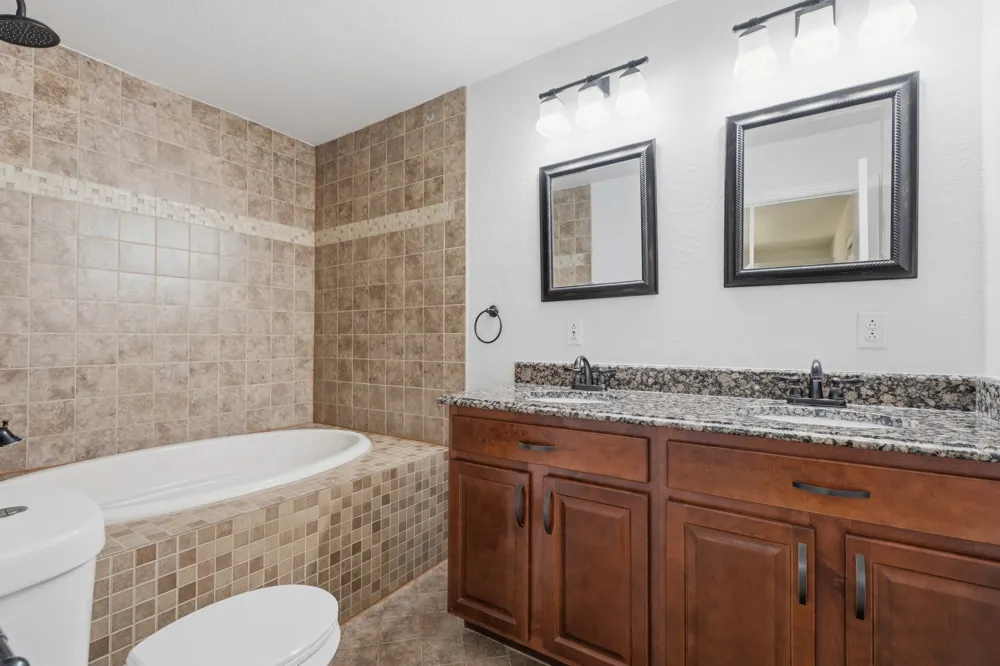 925 Lake North Road Rowlett, TX 75089