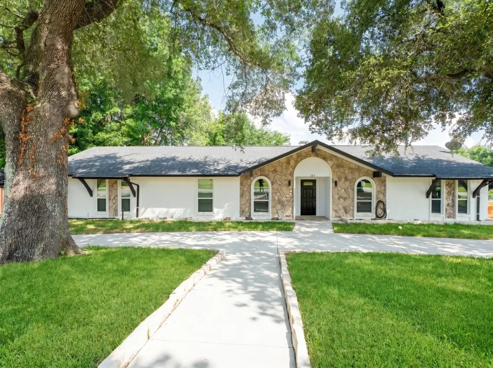 925 Lake North Road Rowlett, TX 75089