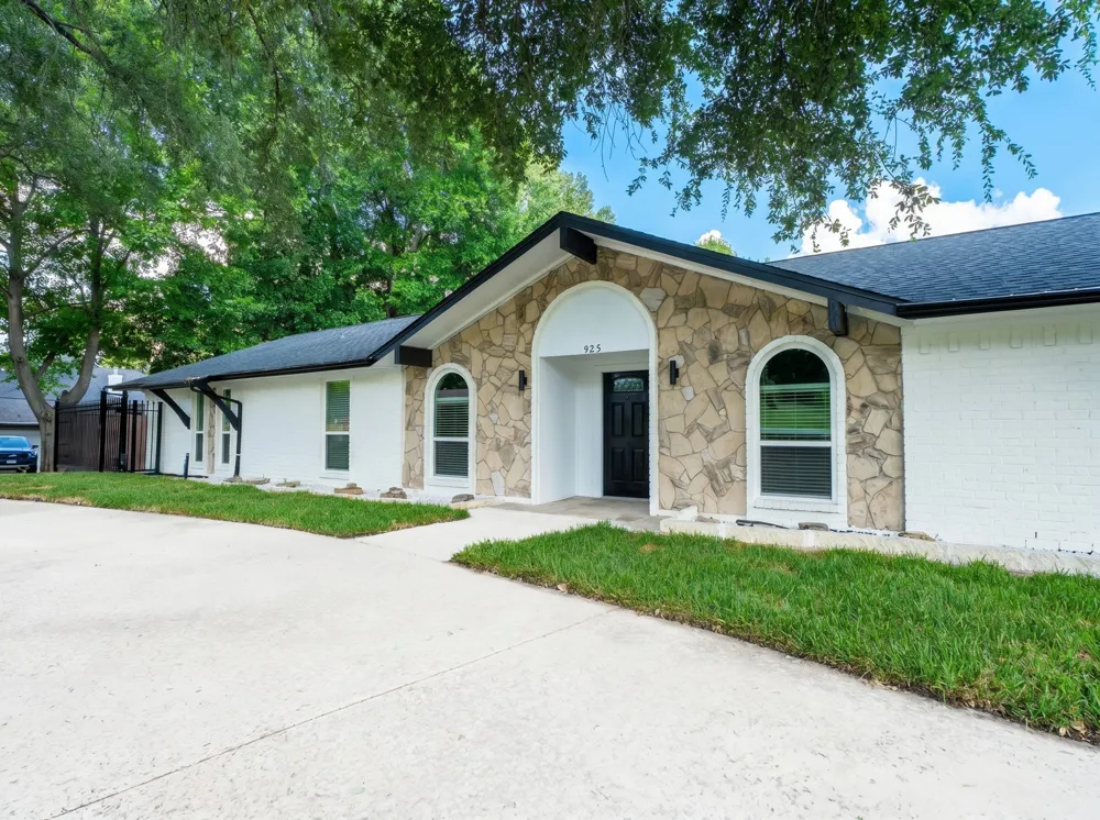925 Lake North Road Rowlett, TX 75089