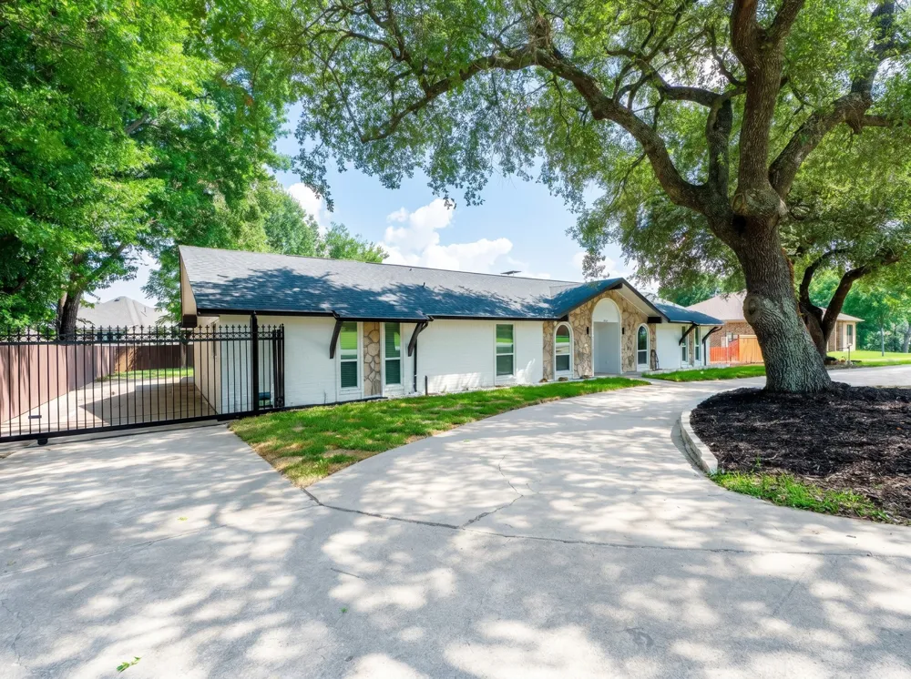 925 Lake North Road Rowlett, TX 75089