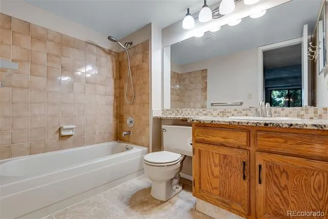 9690 Brentwood Way #303 Broomfield, CO 80021