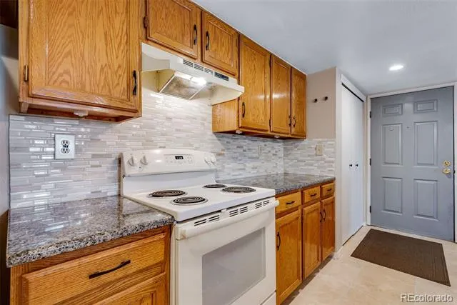 9690 Brentwood Way #303 Broomfield, CO 80021