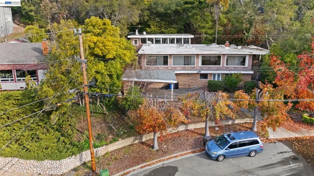 1012 Contra Costa Dr El Cerrito, CA 94530