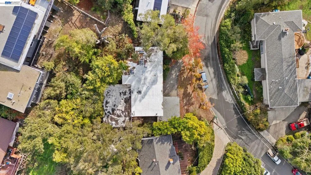 1012 Contra Costa Dr El Cerrito, CA 94530