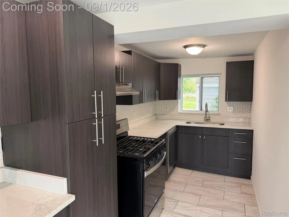 3545 Union Lake Road Commerce Charter Township, MI 48382