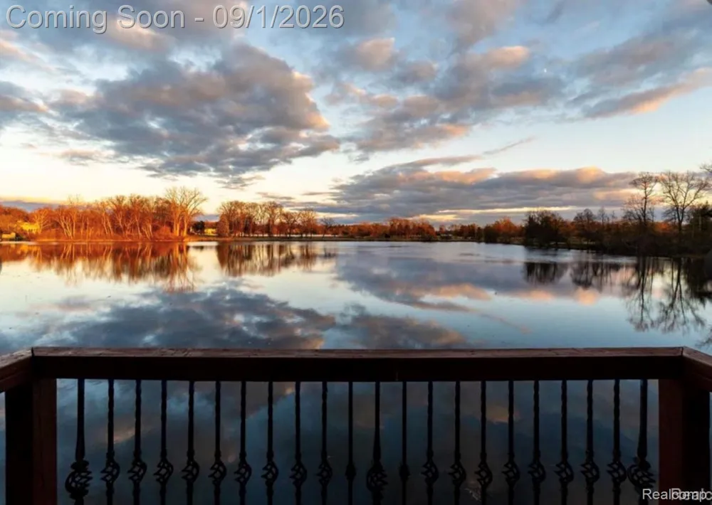3545 Union Lake Road Commerce Charter Township, MI 48382