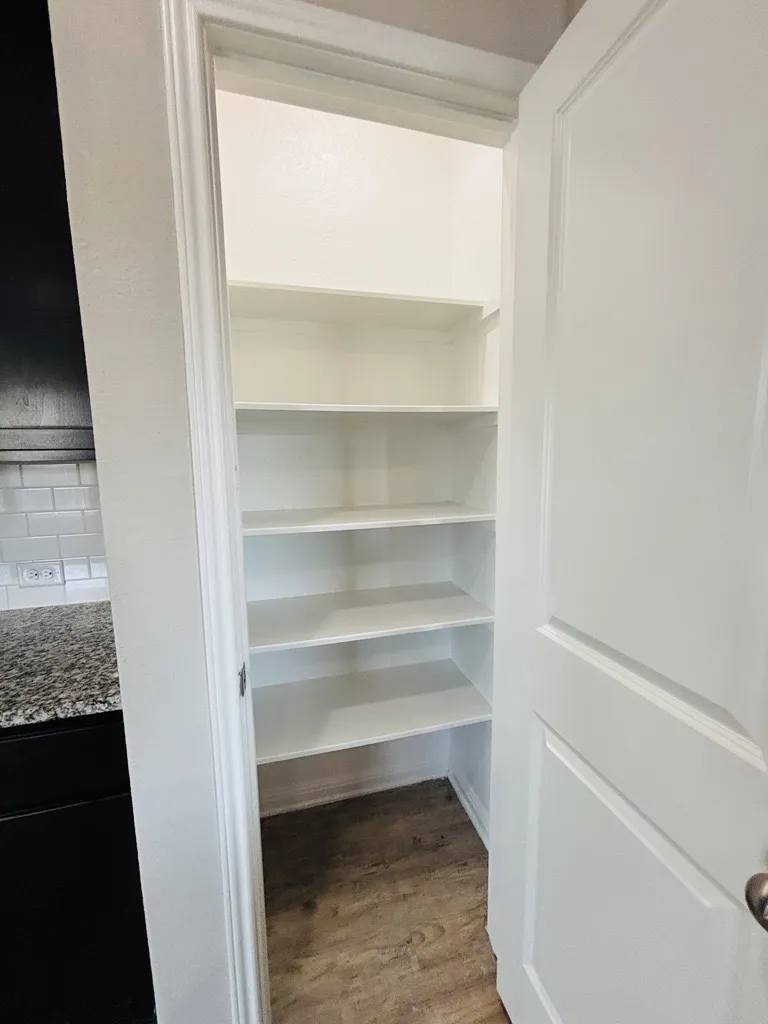 1404 Walden Pond Drive Pflugerville, TX 78660