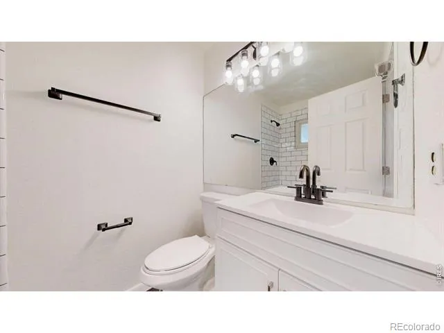 4742 W 9th St Rd Greeley, CO 80634