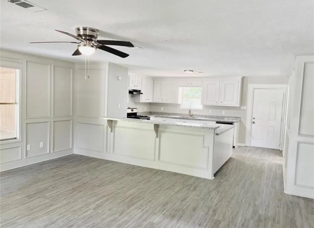 142 County Road 322 Cleveland, TX 77327