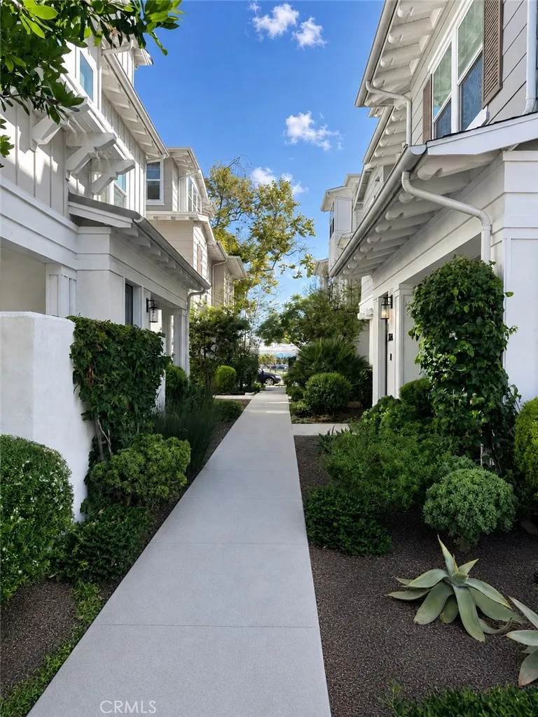 2154 Andover Lane Newport Beach, CA 92660