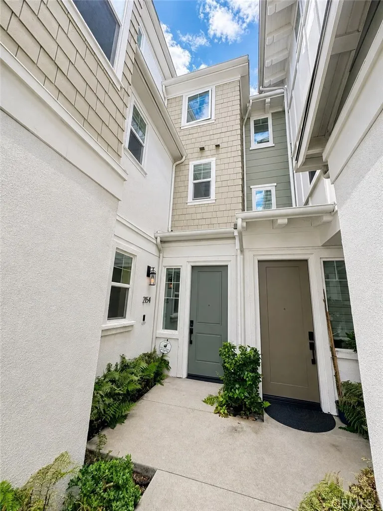 2154 Andover Lane Newport Beach, CA 92660