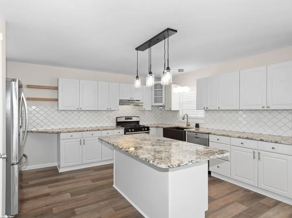 53053 Washington Street New Baltimore City, MI 48047