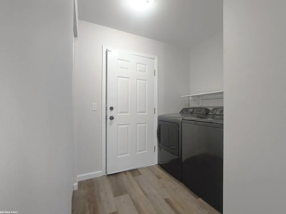 53053 Washington Street New Baltimore City, MI 48047