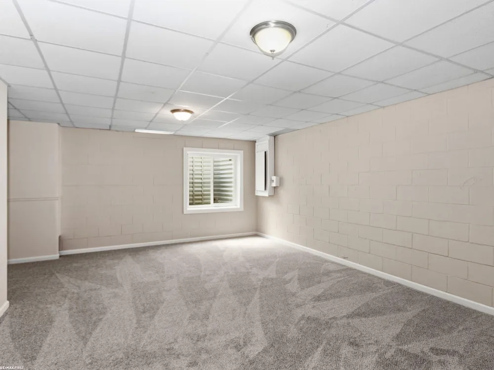 53053 Washington Street New Baltimore City, MI 48047