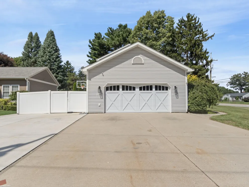 53053 Washington Street New Baltimore City, MI 48047