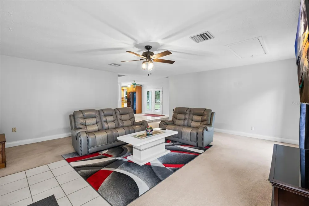 7402 W KNIGHTS GRIFFIN ROAD Plant City, FL 33565