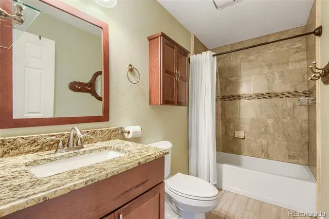 1547 S Uvalda Street Aurora, CO 80012