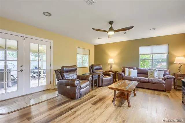 1547 S Uvalda Street Aurora, CO 80012