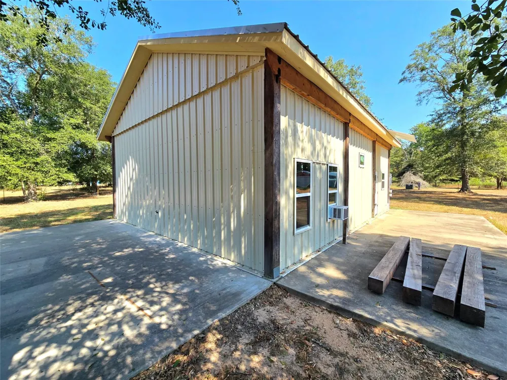251 Everitt Rd Cleveland, TX 77328