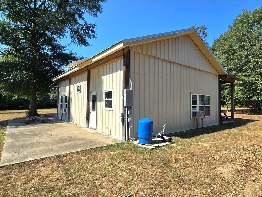 251 Everitt Rd Cleveland, TX 77328