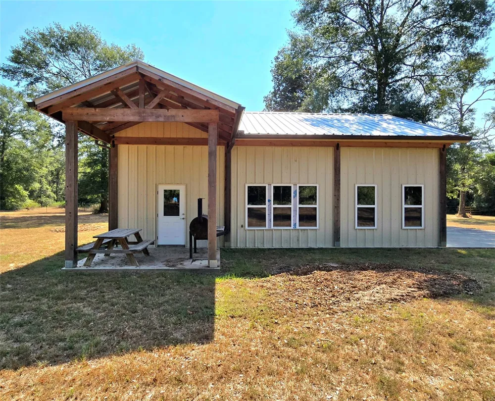 251 Everitt Rd Cleveland, TX 77328