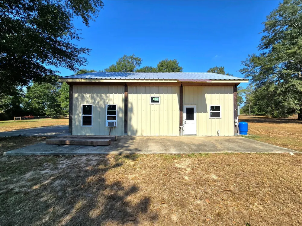 251 Everitt Rd Cleveland, TX 77328