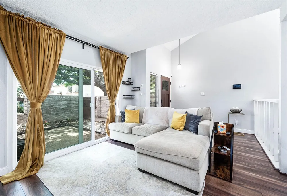 12668 Newbrook Drive #495 Houston, TX 77072