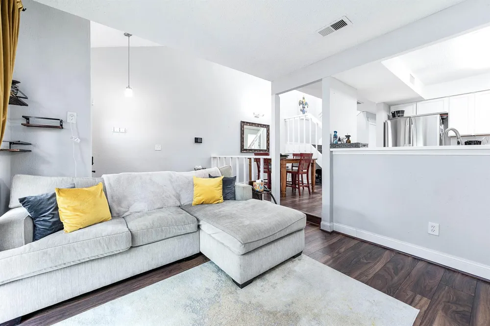 12668 Newbrook Drive #495 Houston, TX 77072