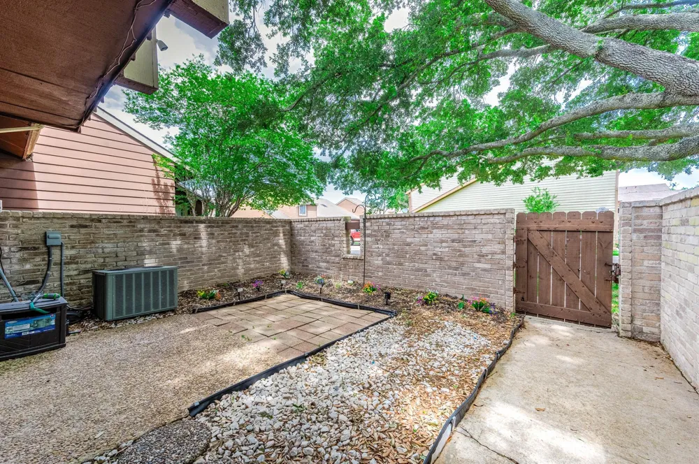 12668 Newbrook Drive #495 Houston, TX 77072