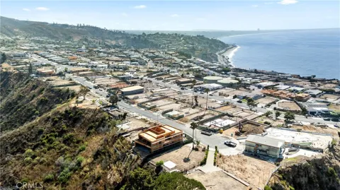 18434 Clifftop