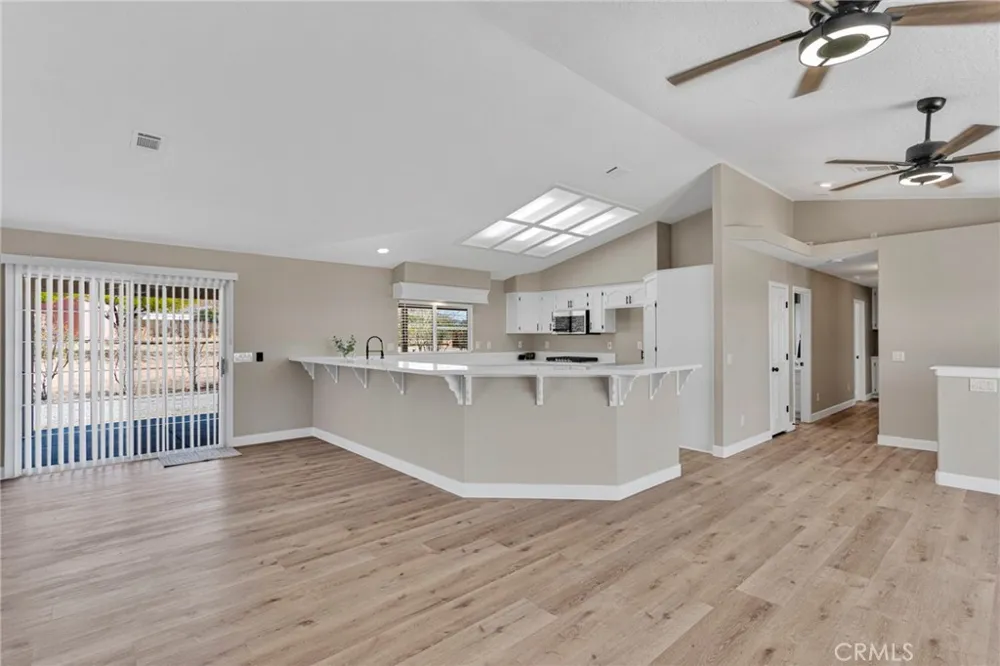 17025 Candlewood Road Apple Valley, CA 92307
