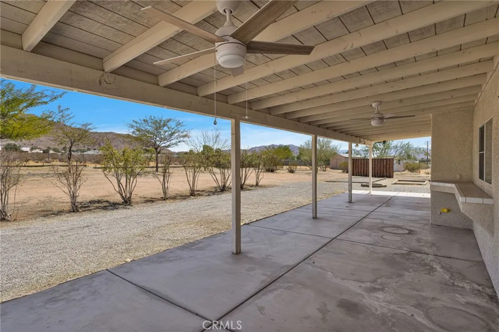 17025 Candlewood Road Apple Valley, CA 92307