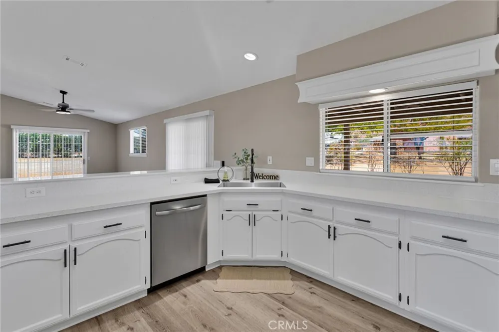 17025 Candlewood Road Apple Valley, CA 92307