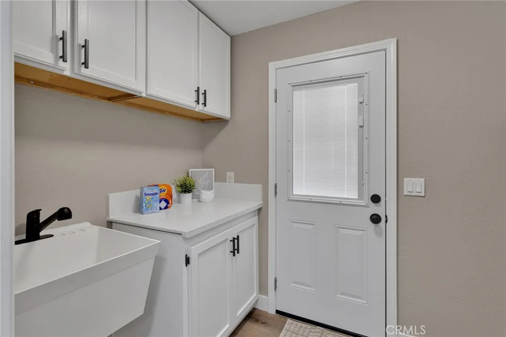 17025 Candlewood Road Apple Valley, CA 92307