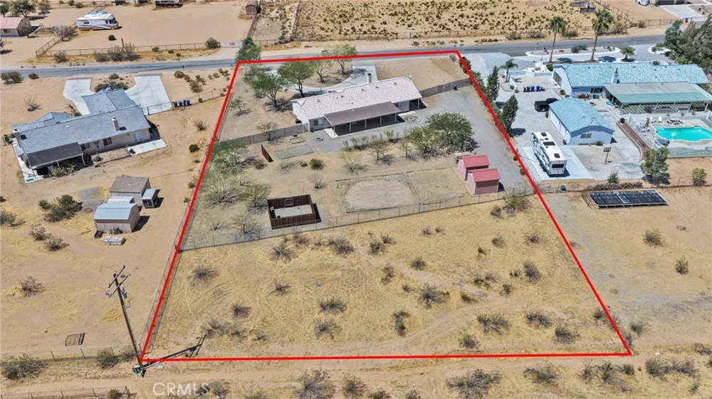 17025 Candlewood Road Apple Valley, CA 92307
