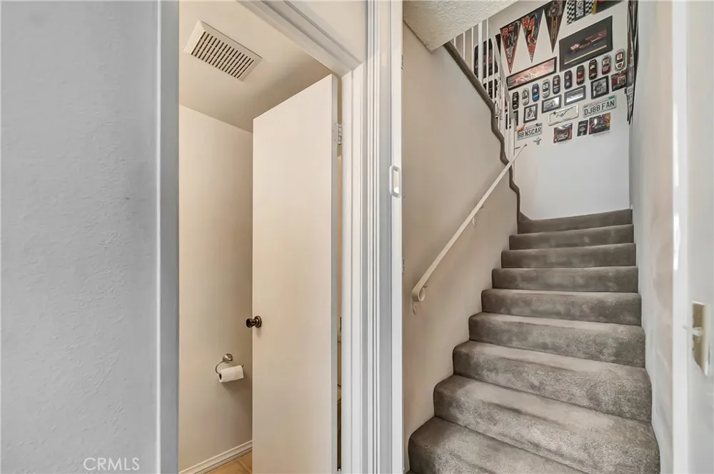 1543 W Avenue L #1 Lancaster, CA 93534