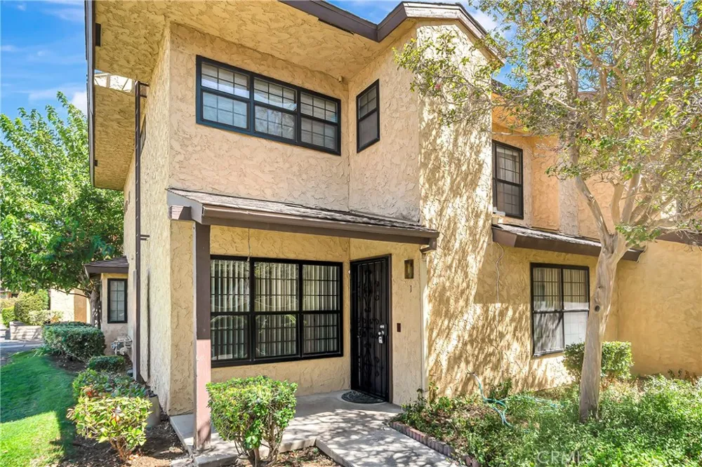 1543 W Avenue L #1 Lancaster, CA 93534