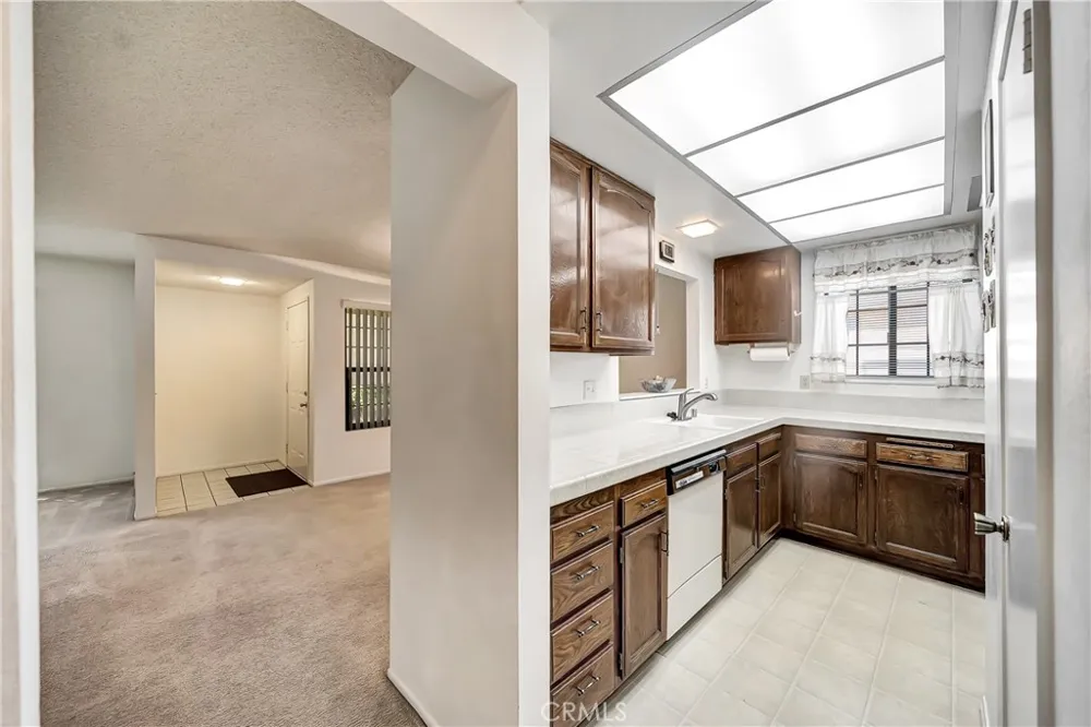 1543 W Avenue L #1 Lancaster, CA 93534