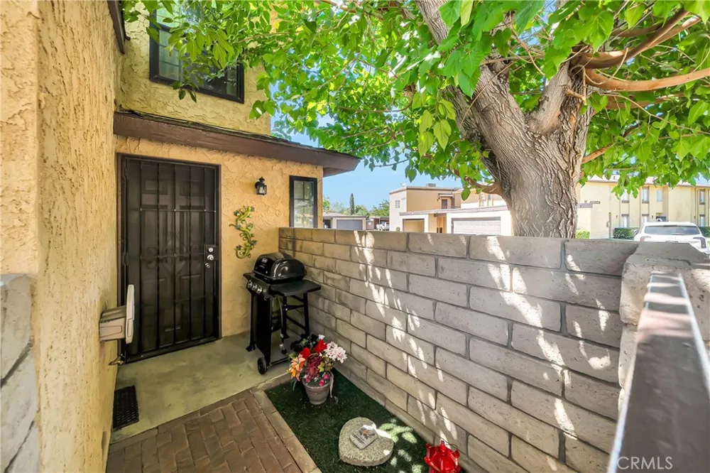 1543 W Avenue L #1 Lancaster, CA 93534