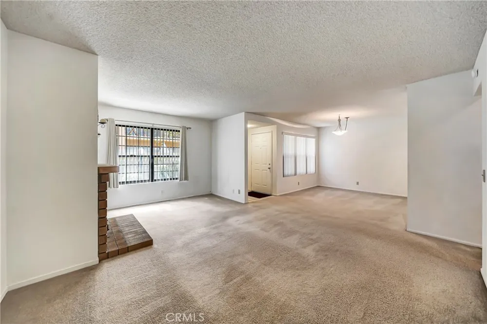 1543 W Avenue L #1 Lancaster, CA 93534