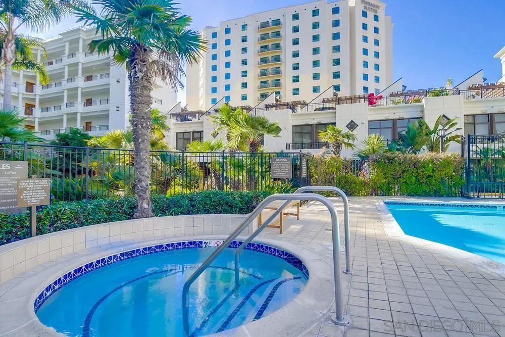 700 W Harbor Dr. #1406 San Diego, CA 92101