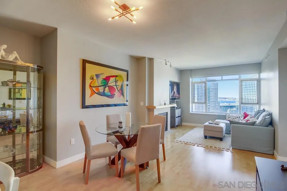 700 W Harbor Dr. #1406 San Diego, CA 92101