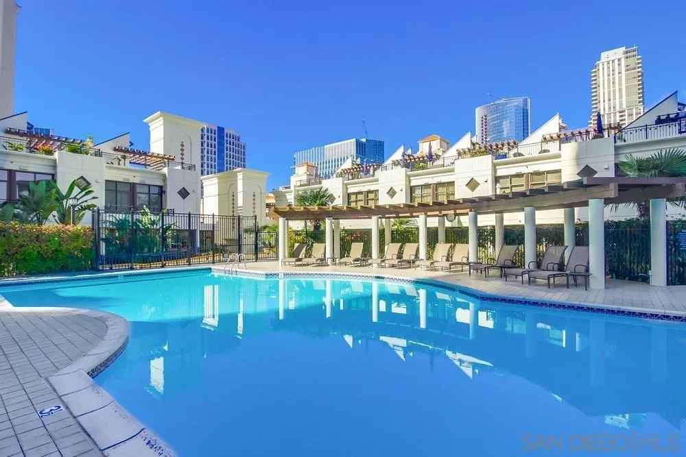 700 W Harbor Dr. #1406 San Diego, CA 92101
