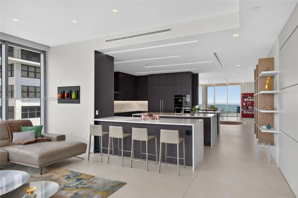 920 Intracoastal Dr #PH2 Fort Lauderdale, FL 33304